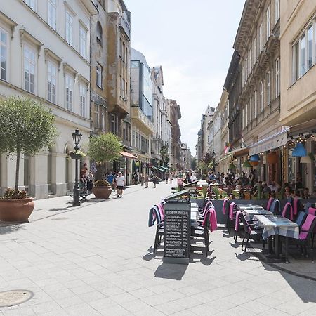 Apartmán D.Five Harmony Studio At Vaci Street Budapešť Exteriér fotografie
